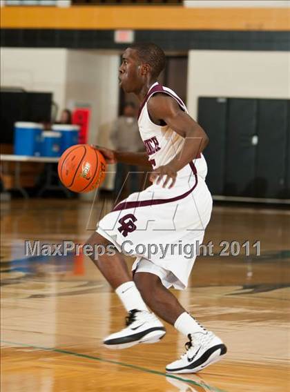 Thumbnail 3 in Warren vs Cinco Ranch (McDonald's Texas Invitational) photogallery.