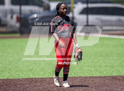 Thumbnail 2 in Kirbyville vs. East Bernard (UIL Region 3A D2 Area Playoff Game 1) photogallery.