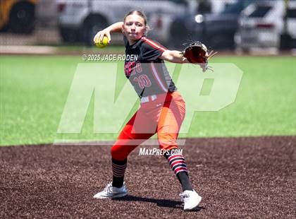 Thumbnail 3 in Kirbyville vs. East Bernard (UIL Region 3A D2 Area Playoff Game 1) photogallery.