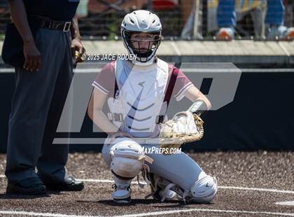 Thumbnail 3 in Kirbyville vs. East Bernard (UIL Region 3A D2 Area Playoff Game 1) photogallery.
