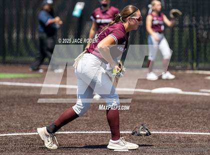 Thumbnail 2 in Kirbyville vs. East Bernard (UIL Region 3A D2 Area Playoff Game 1) photogallery.