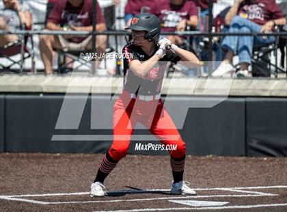 Thumbnail 3 in Kirbyville vs. East Bernard (UIL Region 3A D2 Area Playoff Game 1) photogallery.
