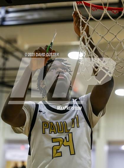 Thumbnail 1 in Bishop McNamara @ Paul VI photogallery.