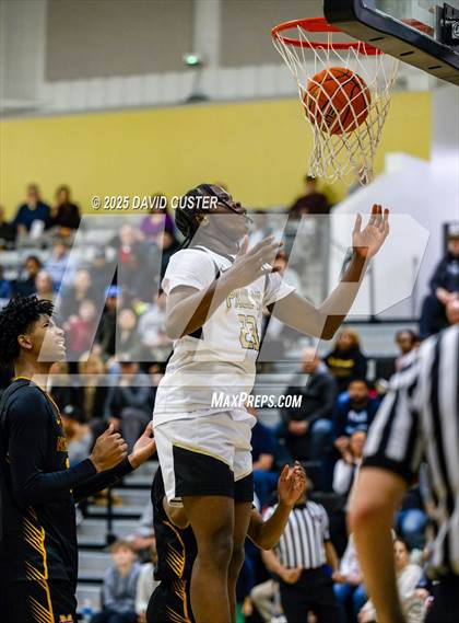 Thumbnail 1 in Bishop McNamara @ Paul VI photogallery.