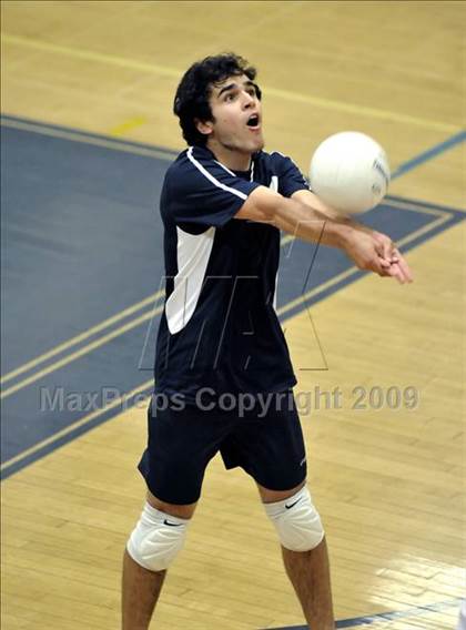 Thumbnail 2 in Salesian vs. St. Margaret's (CIF SS D5 Final) photogallery.