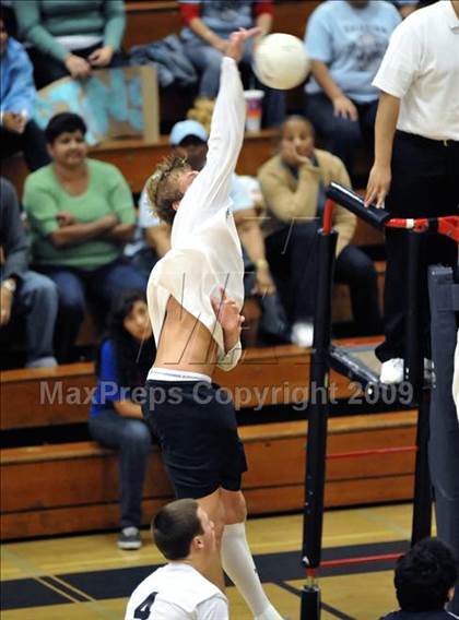 Thumbnail 1 in Salesian vs. St. Margaret's (CIF SS D5 Final) photogallery.