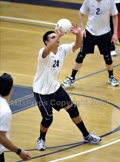 Thumbnail 1 in Salesian vs. St. Margaret's (CIF SS D5 Final) photogallery.