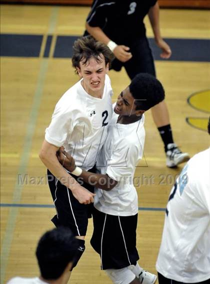 Thumbnail 3 in Salesian vs. St. Margaret's (CIF SS D5 Final) photogallery.