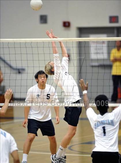 Thumbnail 2 in Salesian vs. St. Margaret's (CIF SS D5 Final) photogallery.