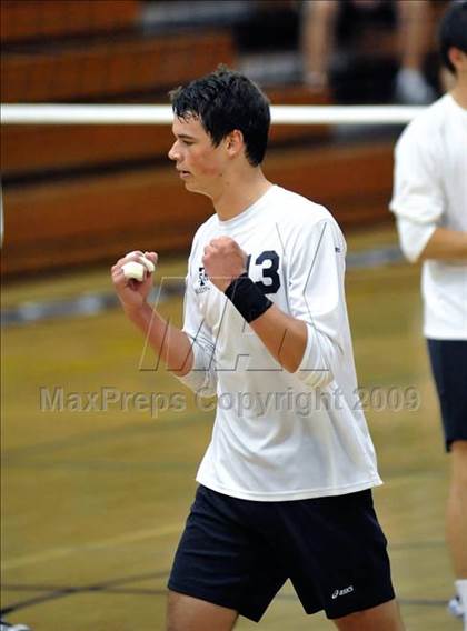 Thumbnail 2 in Salesian vs. St. Margaret's (CIF SS D5 Final) photogallery.
