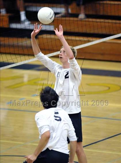Thumbnail 3 in Salesian vs. St. Margaret's (CIF SS D5 Final) photogallery.
