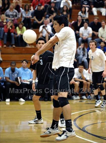Thumbnail 3 in Salesian vs. St. Margaret's (CIF SS D5 Final) photogallery.