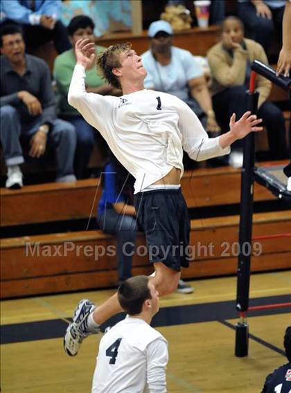 Thumbnail 3 in Salesian vs. St. Margaret's (CIF SS D5 Final) photogallery.