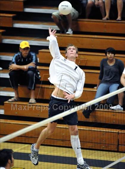 Thumbnail 2 in Salesian vs. St. Margaret's (CIF SS D5 Final) photogallery.