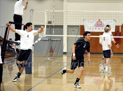 Thumbnail 2 in Salesian vs. St. Margaret's (CIF SS D5 Final) photogallery.