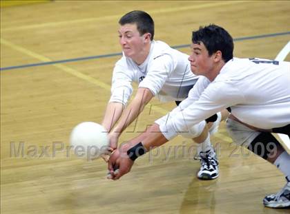 Thumbnail 2 in Salesian vs. St. Margaret's (CIF SS D5 Final) photogallery.
