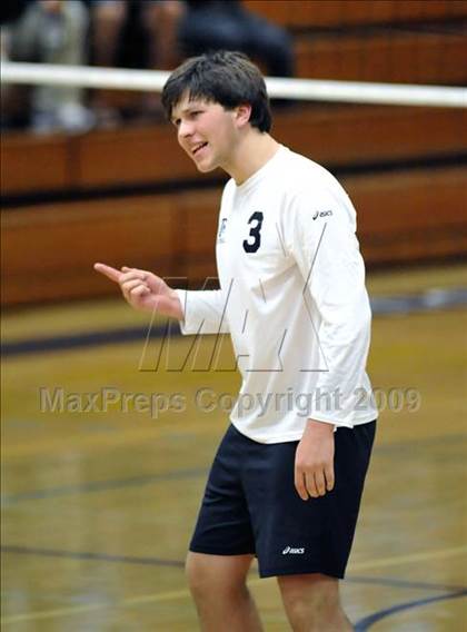 Thumbnail 3 in Salesian vs. St. Margaret's (CIF SS D5 Final) photogallery.
