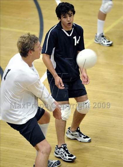 Thumbnail 2 in Salesian vs. St. Margaret's (CIF SS D5 Final) photogallery.