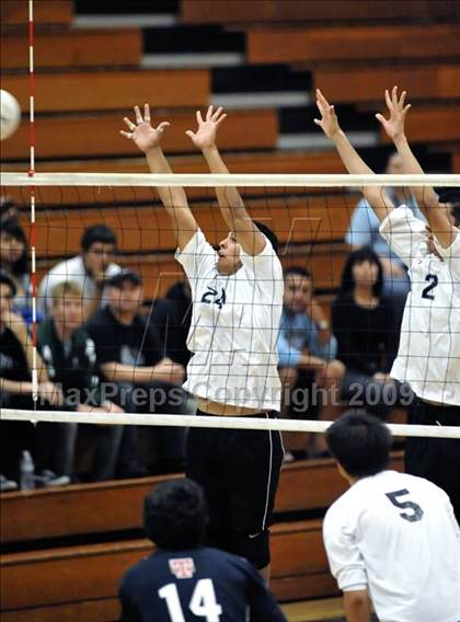 Thumbnail 3 in Salesian vs. St. Margaret's (CIF SS D5 Final) photogallery.