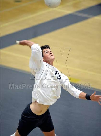 Thumbnail 3 in Salesian vs. St. Margaret's (CIF SS D5 Final) photogallery.