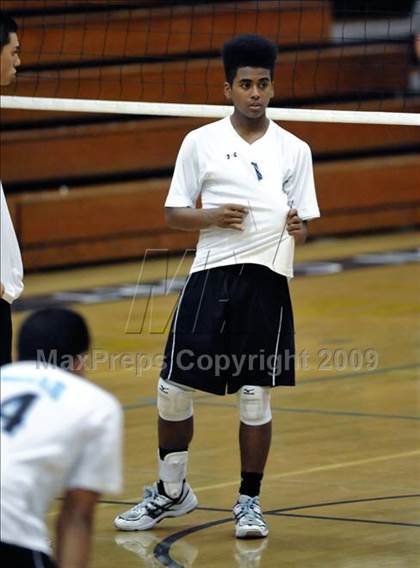 Thumbnail 1 in Salesian vs. St. Margaret's (CIF SS D5 Final) photogallery.