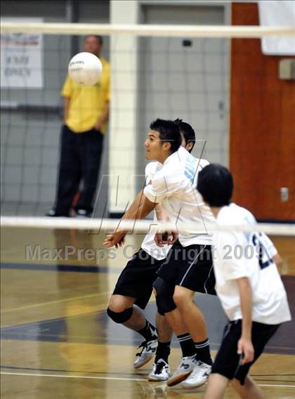 Thumbnail 1 in Salesian vs. St. Margaret's (CIF SS D5 Final) photogallery.