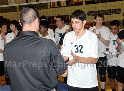 Thumbnail 1 in Salesian vs. St. Margaret's (CIF SS D5 Final) photogallery.