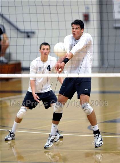 Thumbnail 2 in Salesian vs. St. Margaret's (CIF SS D5 Final) photogallery.