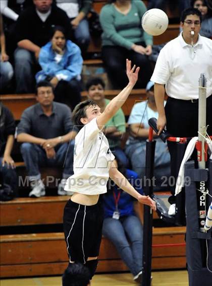 Thumbnail 1 in Salesian vs. St. Margaret's (CIF SS D5 Final) photogallery.