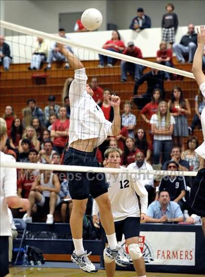Thumbnail 2 in Salesian vs. St. Margaret's (CIF SS D5 Final) photogallery.