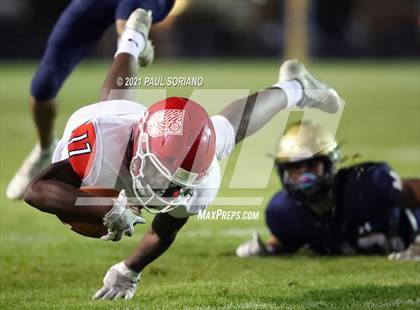 Thumbnail 2 in Regis Jesuit @ Mullen photogallery.