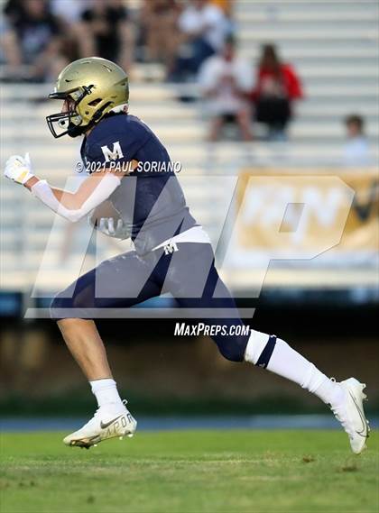 Thumbnail 2 in Regis Jesuit @ Mullen photogallery.