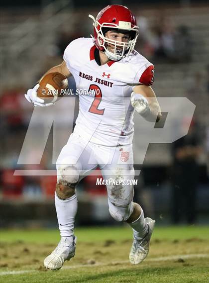 Thumbnail 1 in Regis Jesuit @ Mullen photogallery.