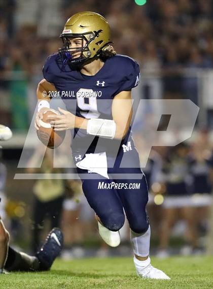 Thumbnail 2 in Regis Jesuit @ Mullen photogallery.