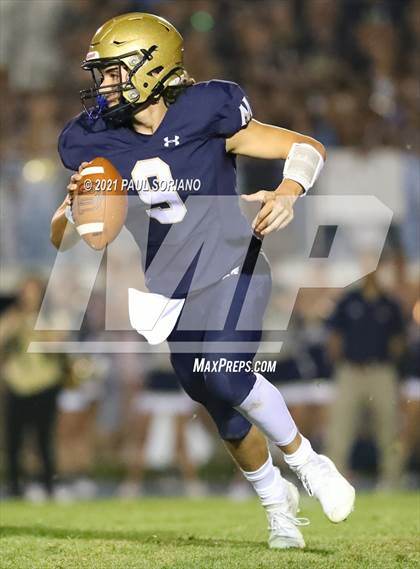 Thumbnail 1 in Regis Jesuit @ Mullen photogallery.