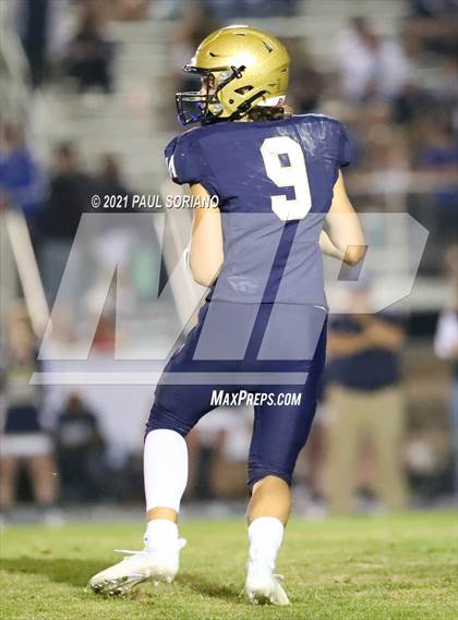 Thumbnail 2 in Regis Jesuit @ Mullen photogallery.