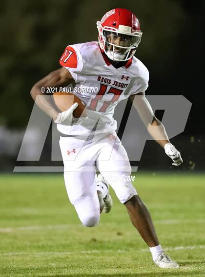 Thumbnail 1 in Regis Jesuit @ Mullen photogallery.