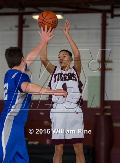 Thumbnail 2 in Wallkill @ Kingston photogallery.