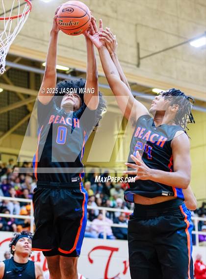 Thumbnail 3 in Rainier Beach @ Renton photogallery.