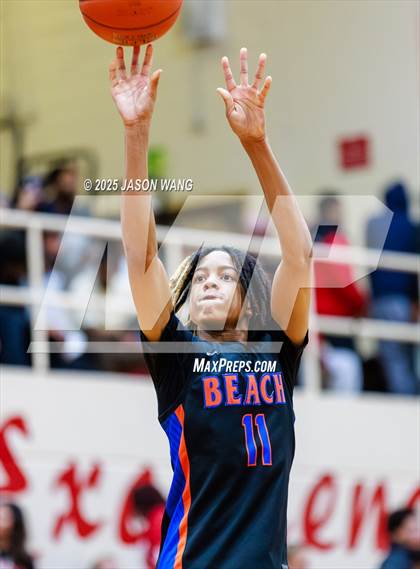 Thumbnail 1 in Rainier Beach @ Renton photogallery.