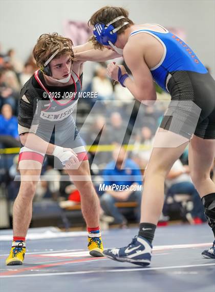 Thumbnail 3 in Lewisburg vs Saltillo photogallery.