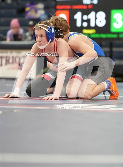 Thumbnail 2 in Lewisburg vs Saltillo photogallery.