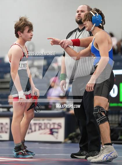 Thumbnail 1 in Lewisburg vs Saltillo photogallery.
