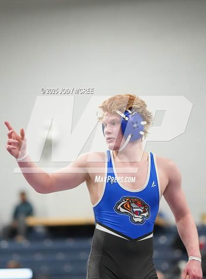 Thumbnail 3 in Lewisburg vs Saltillo photogallery.