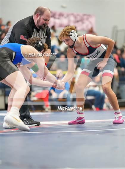 Thumbnail 3 in Lewisburg vs Saltillo photogallery.