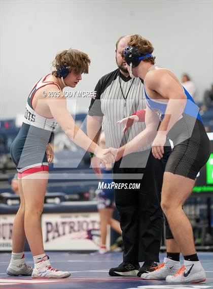 Thumbnail 3 in Lewisburg vs Saltillo photogallery.