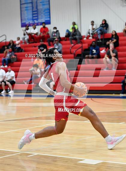 Thumbnail 3 in Olympia vs Bishop Snyder (Sunbash Tournament) photogallery.