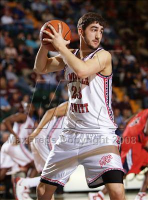 Thumbnail 1 in Jamesville-DeWitt vs Peekskill (NYSPHSAA Class A Semifinals) photogallery.