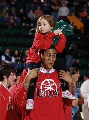 Thumbnail 1 in Jamesville-DeWitt vs Peekskill (NYSPHSAA Class A Semifinals) photogallery.