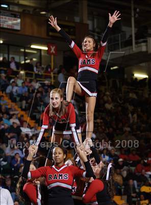 Thumbnail 2 in Jamesville-DeWitt vs Peekskill (NYSPHSAA Class A Semifinals) photogallery.